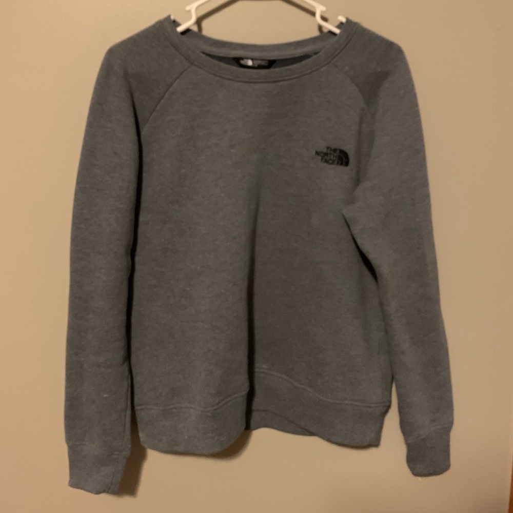 NWOT Gray Northface Crewneck